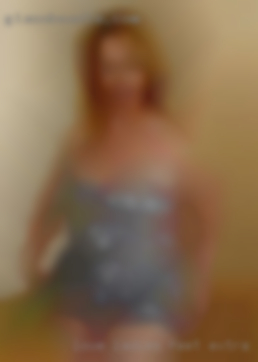 Love extra sex Salem, Oregon ladies feet and giving oral.