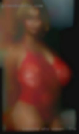 Someone women in the nude who is honest loyal drama free.